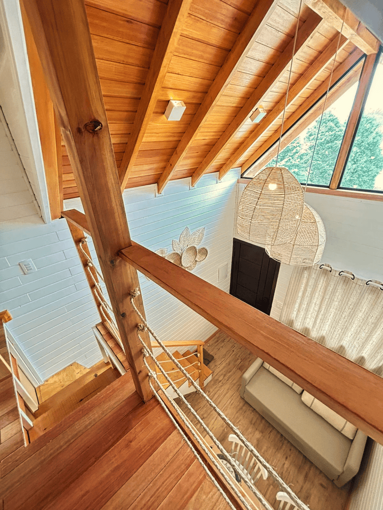 Winter Hut – Tiny House Village