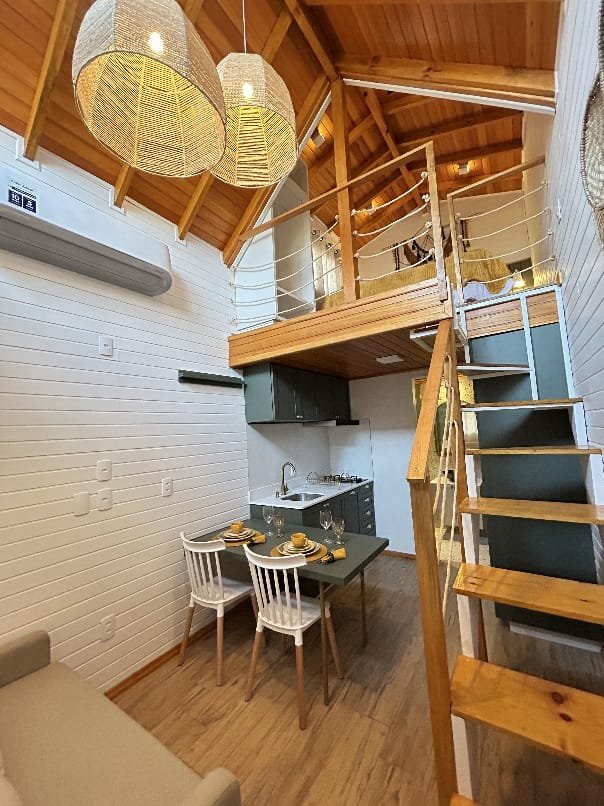 Winter Hut – Tiny House Village