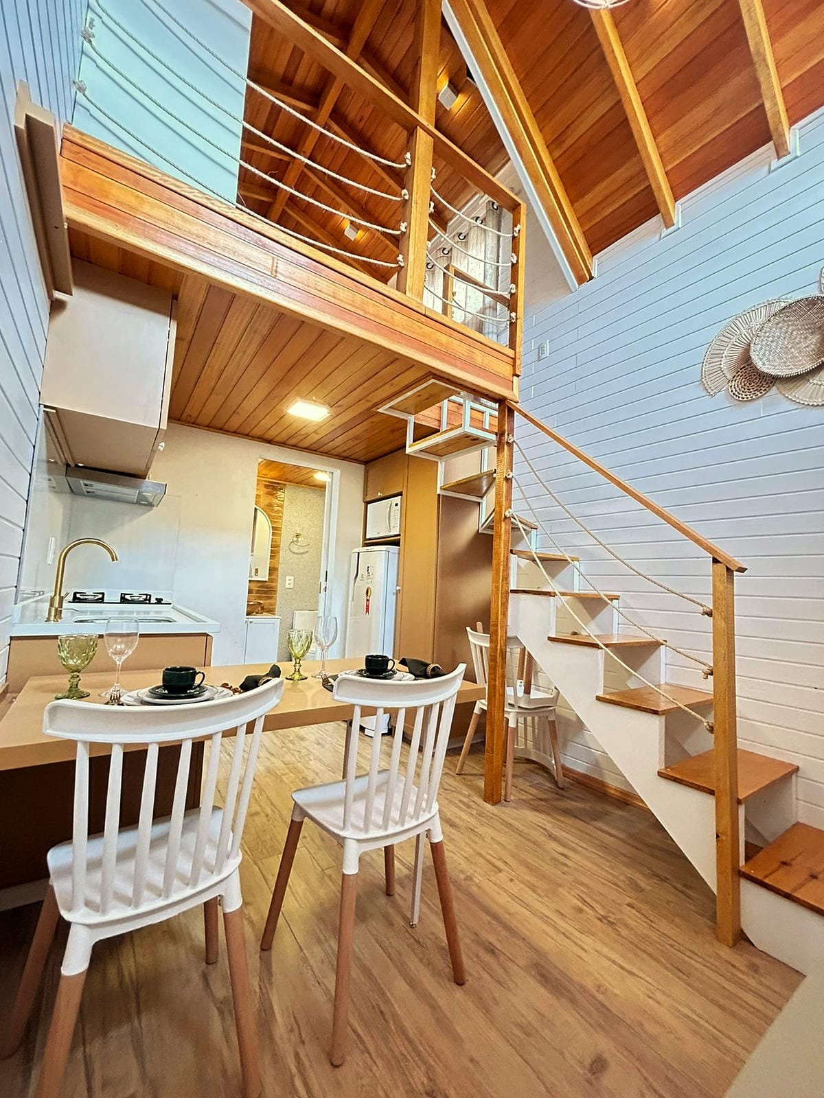 Winter Hut – Tiny House Village