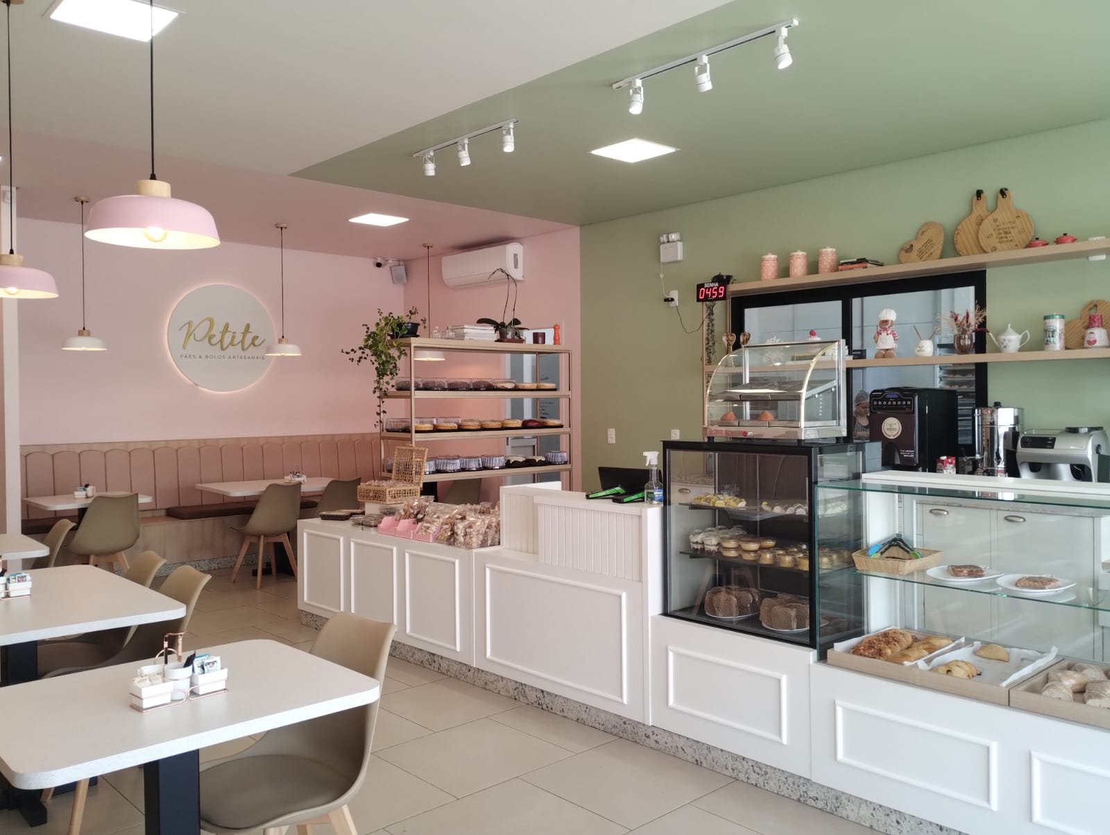 Petite Pães e Bolos Artesanais